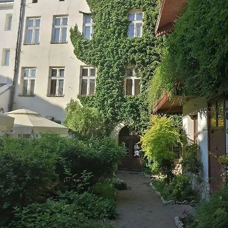 Globtroter Hostel *