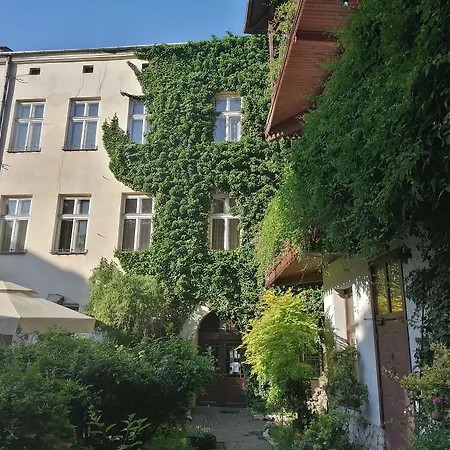 Globtroter Hostel *