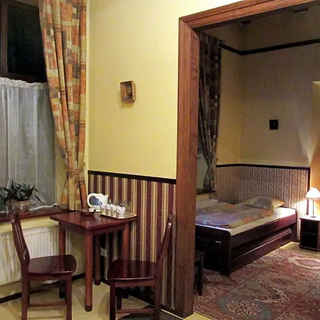Globtroter Hostel *