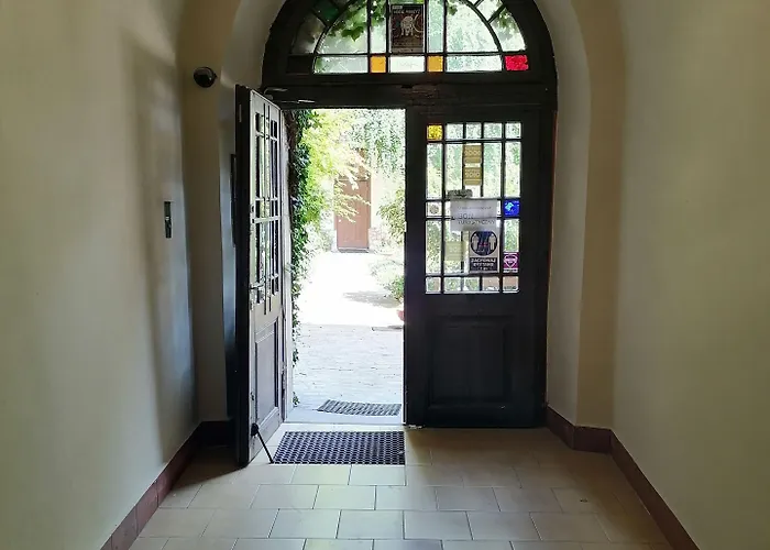 Globtroter بيت شباب